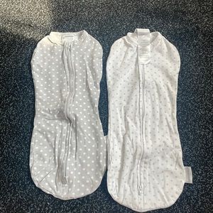 Newborn zipper swaddles